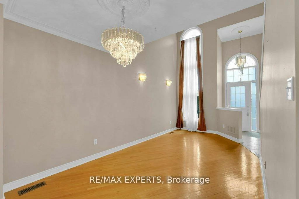 103, Fountainbridge, Bolton East, Caledon