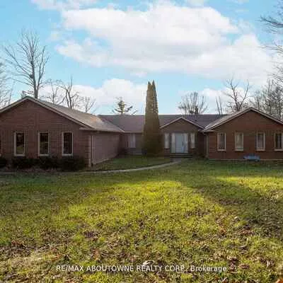 22, Matson, Palgrave, Caledon