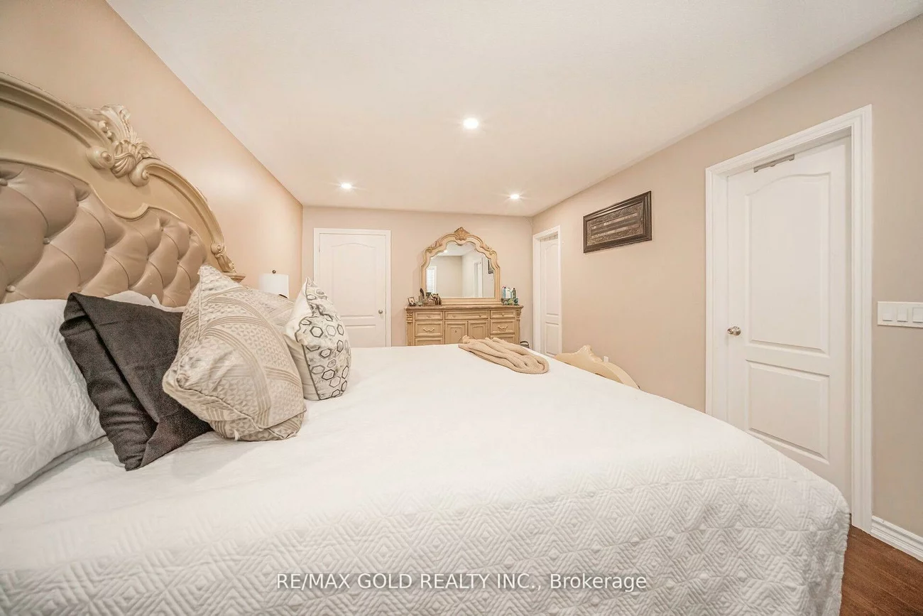 30, Benadir, Rural Caledon, Caledon
