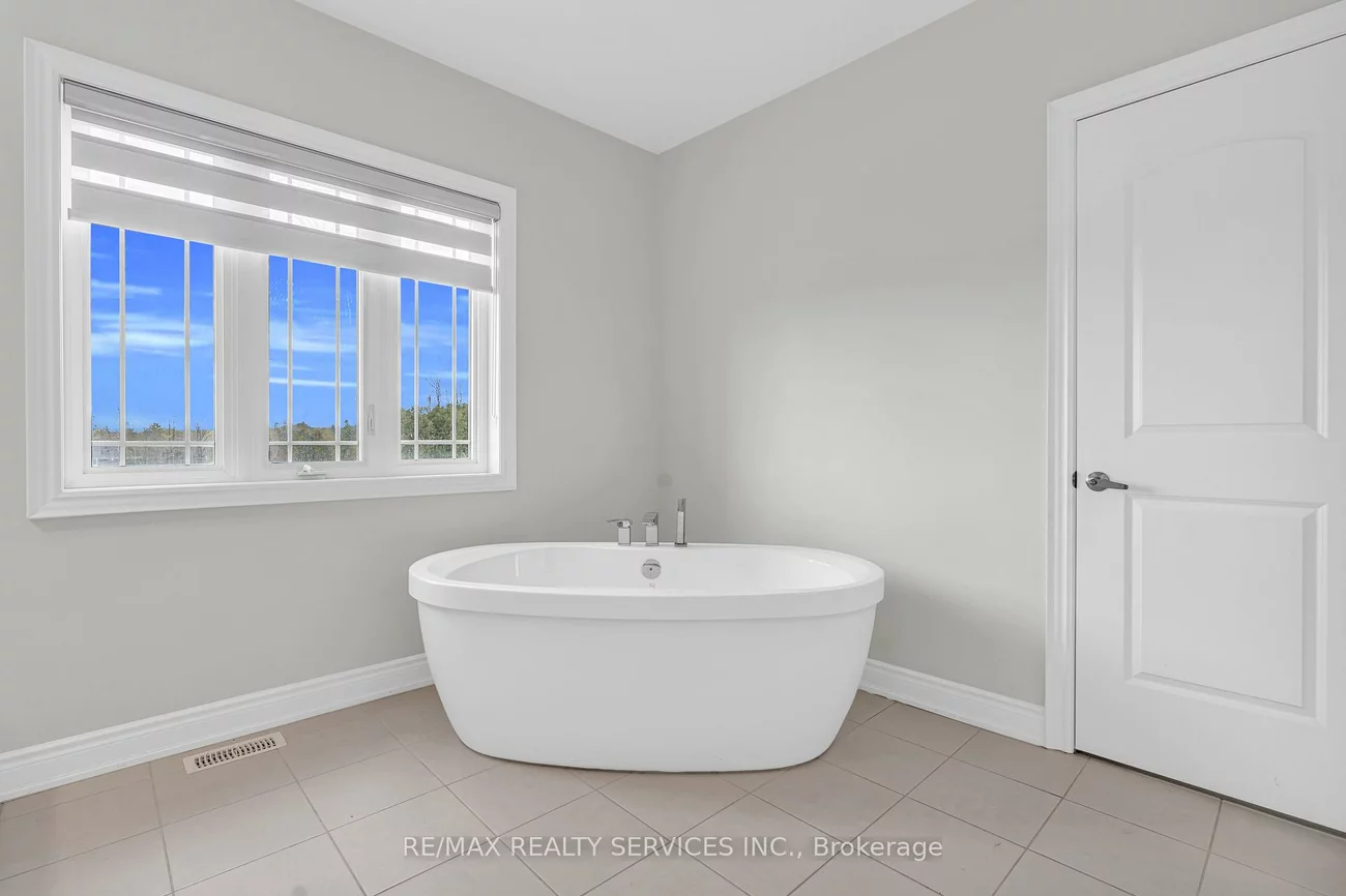 67, James Walker, Caledon East, Caledon