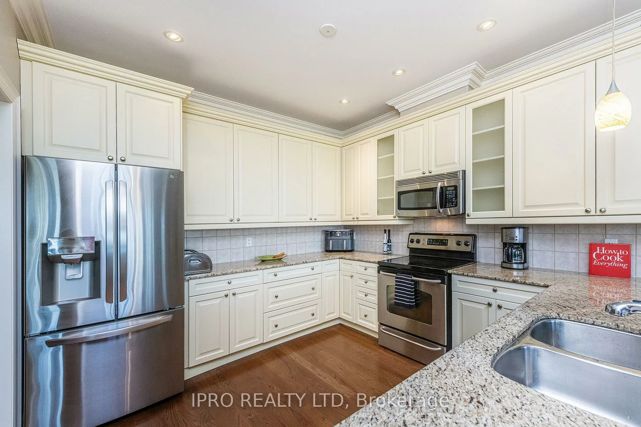110, Rolling Hills, Bolton West, Caledon