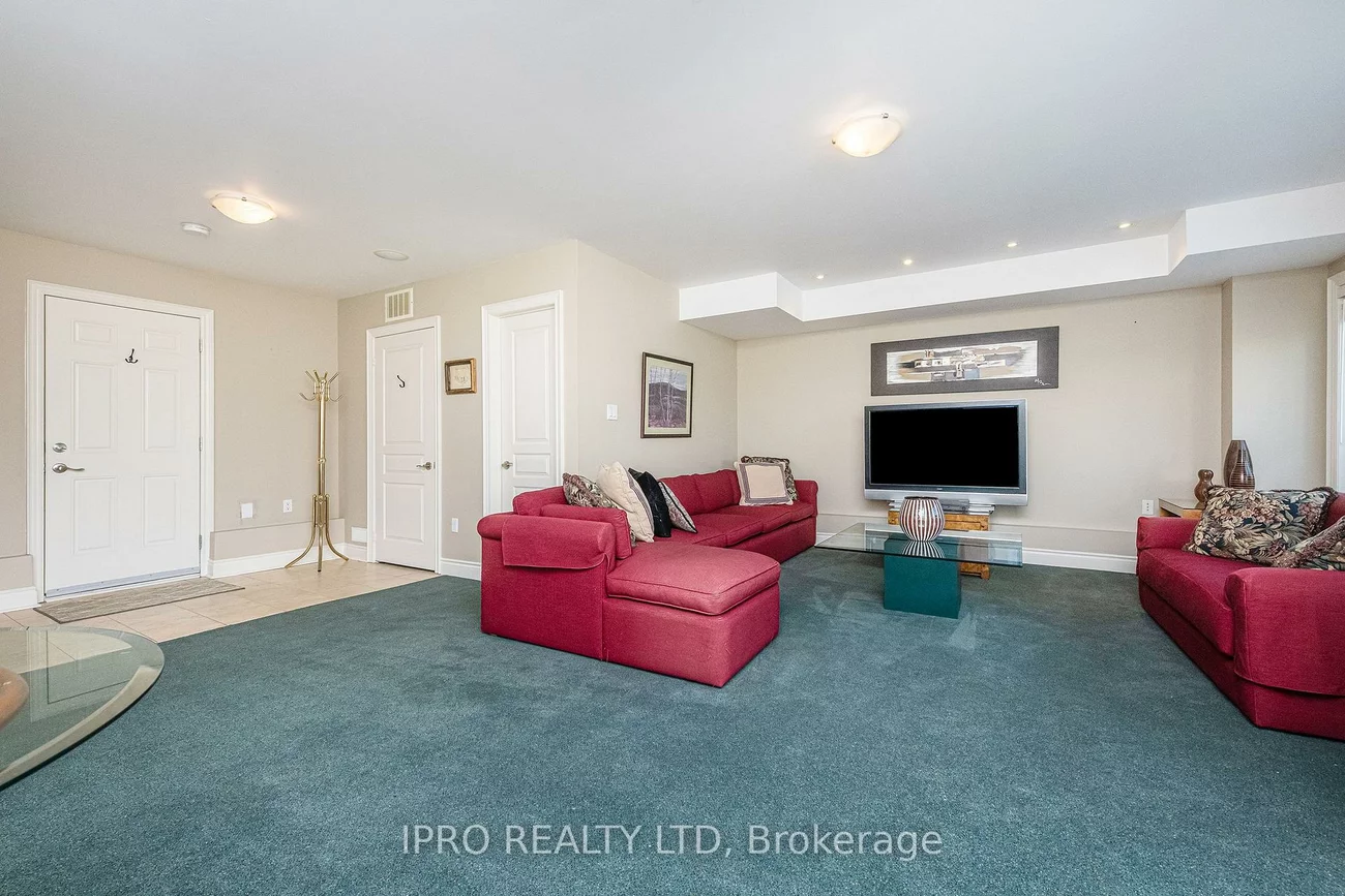 110, Rolling Hills, Bolton West, Caledon