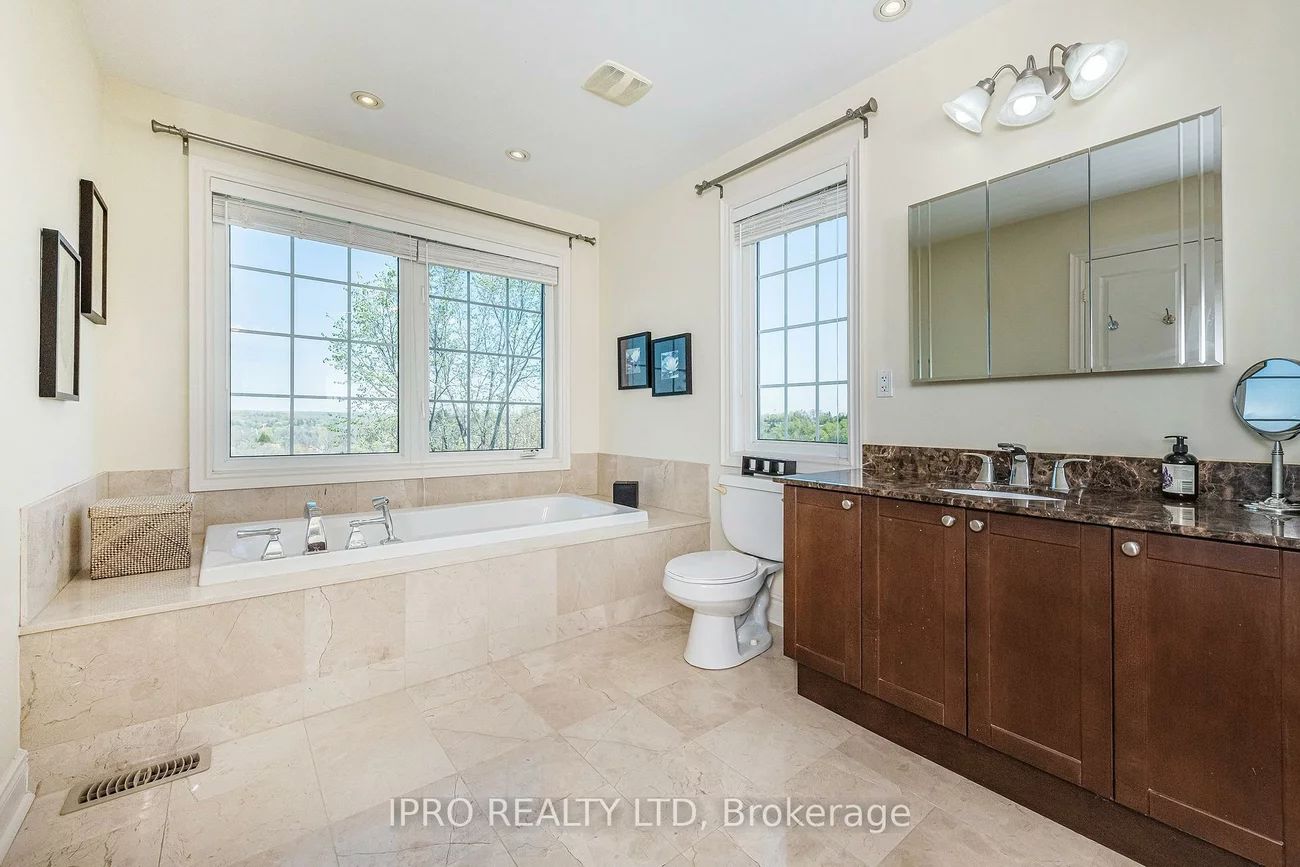 110, Rolling Hills, Bolton West, Caledon