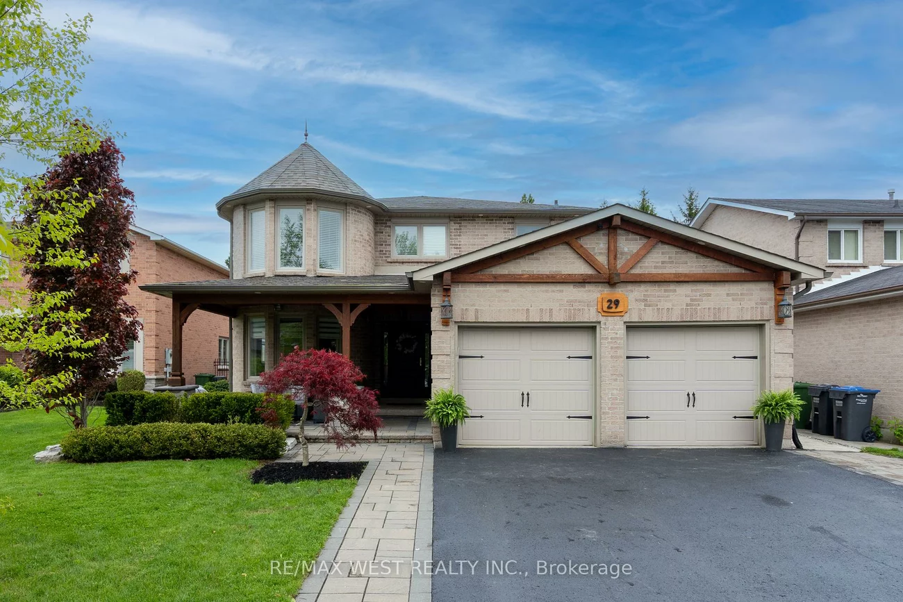 29, Sir Lancelot, Bolton East, Caledon