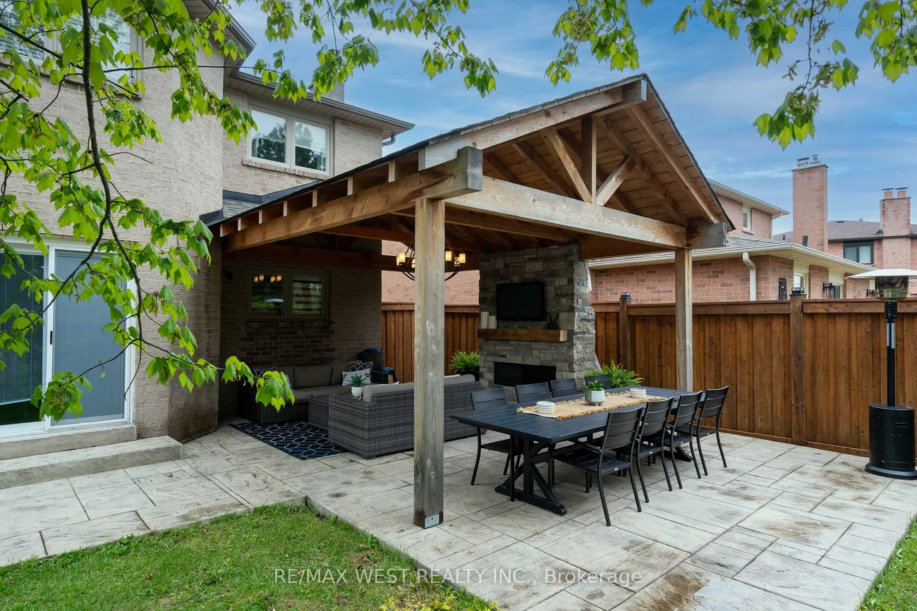 29, Sir Lancelot, Bolton East, Caledon