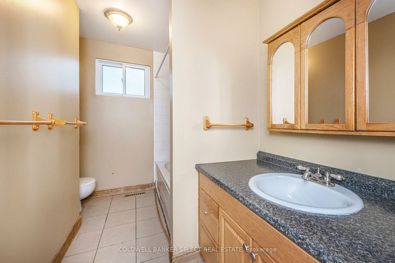 282, Whitehead, Bolton North, Caledon
