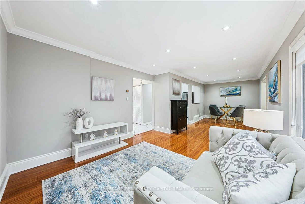 4, Downey, Bolton East, Caledon