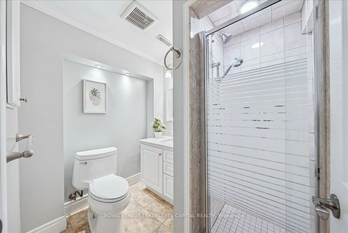4, Downey, Bolton East, Caledon