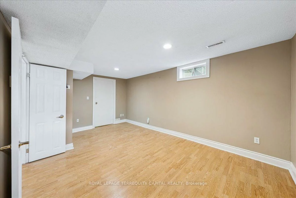 4, Downey, Bolton East, Caledon