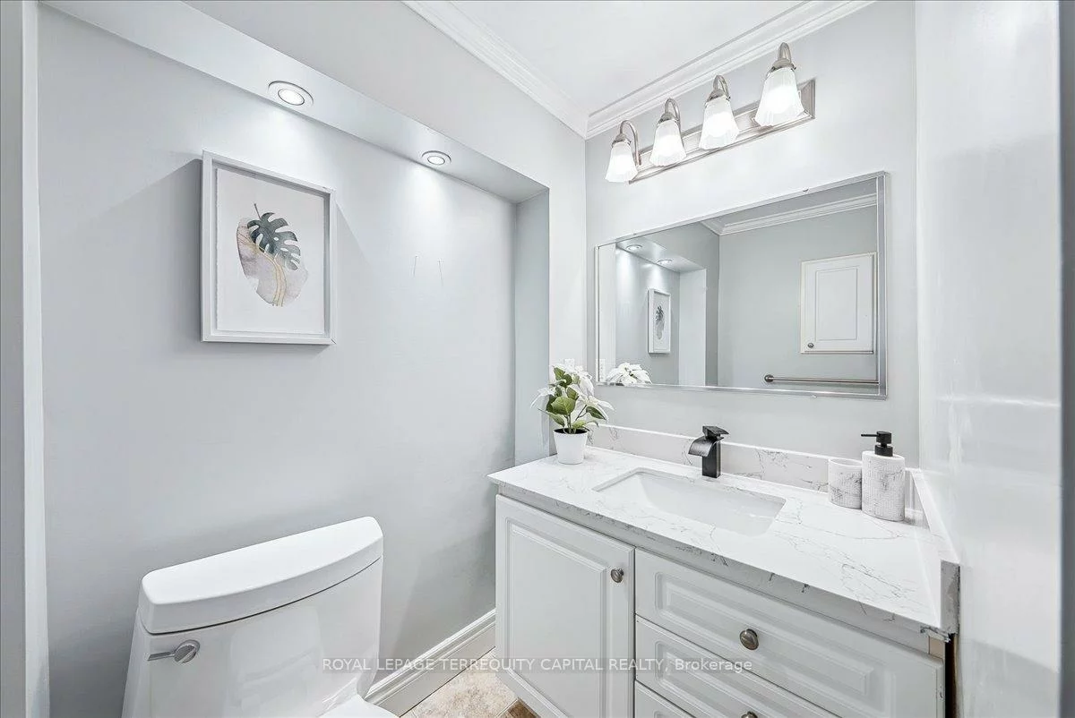 4, Downey, Bolton East, Caledon