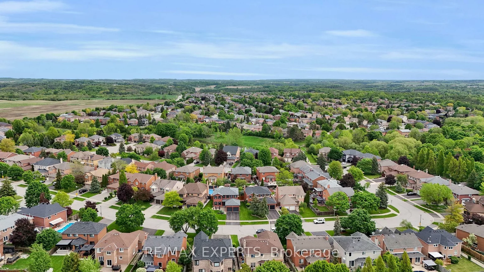 60, Taylorwood, Bolton North, Caledon