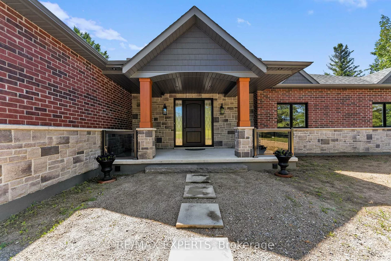 211, Pine, Palgrave, Caledon