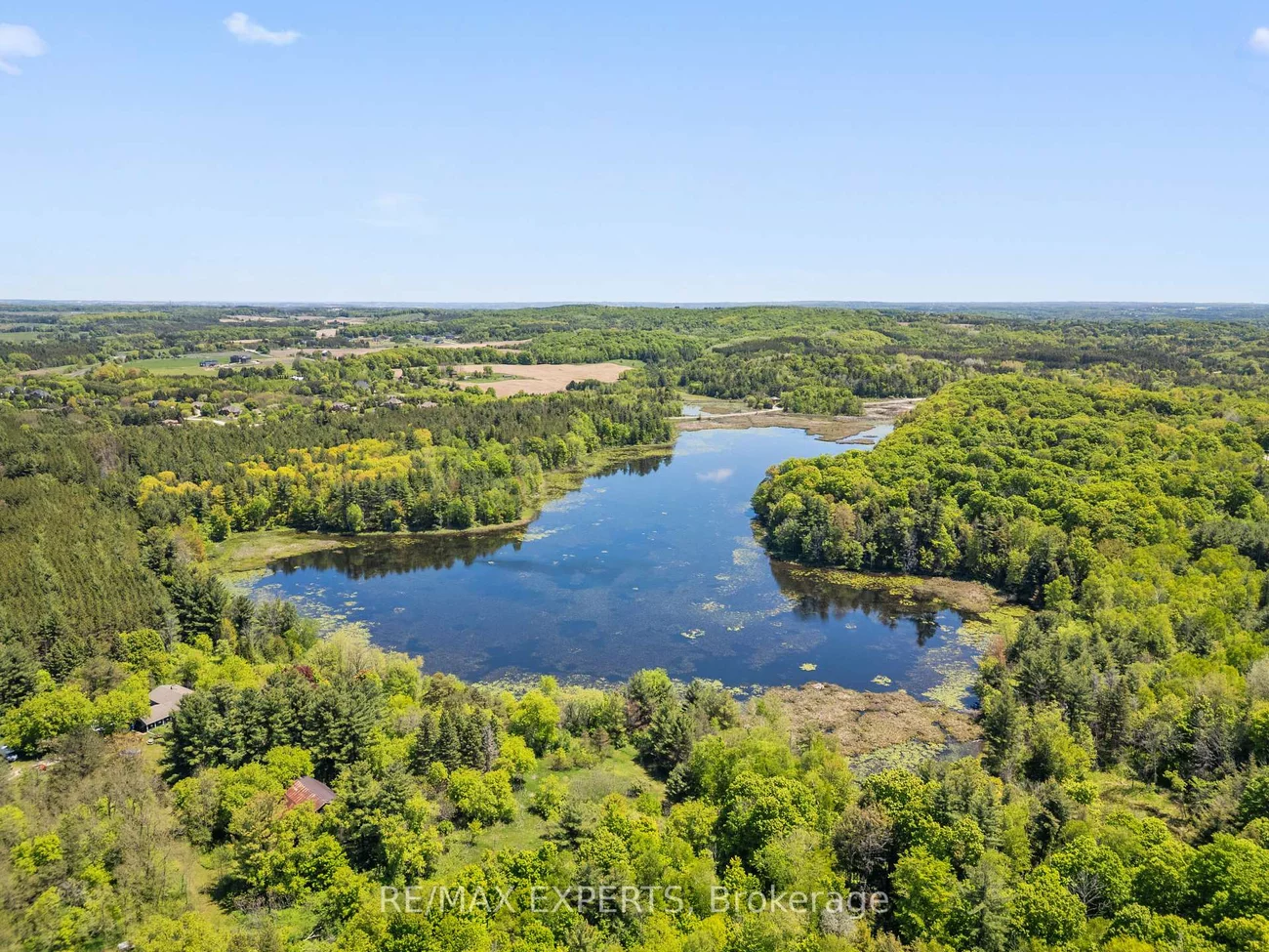 211, Pine, Palgrave, Caledon