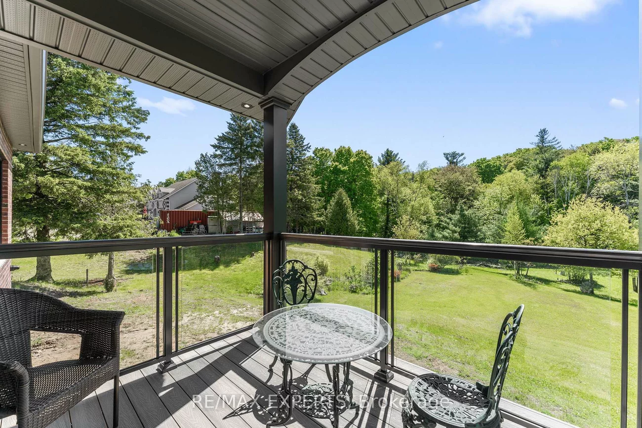 211, Pine, Palgrave, Caledon