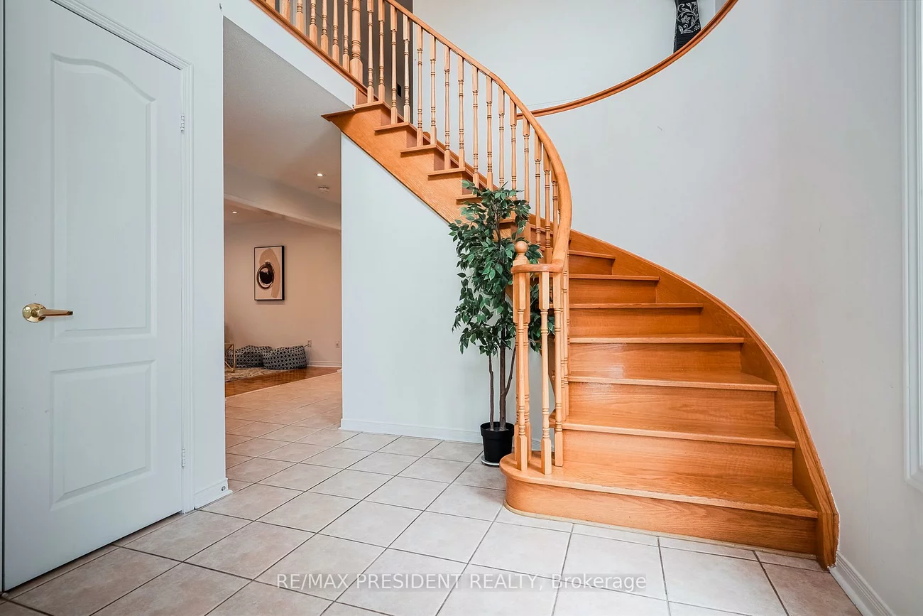 13, Tarquini, Bolton West, Caledon