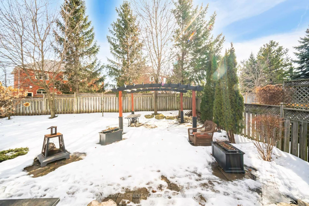 32, Pinebrook, Rural Caledon, Caledon