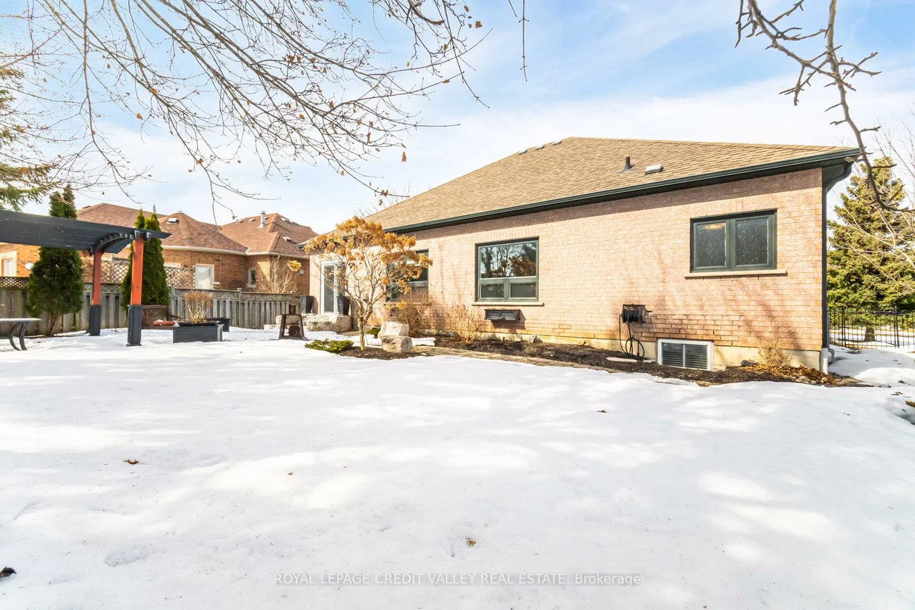 32, Pinebrook, Rural Caledon, Caledon