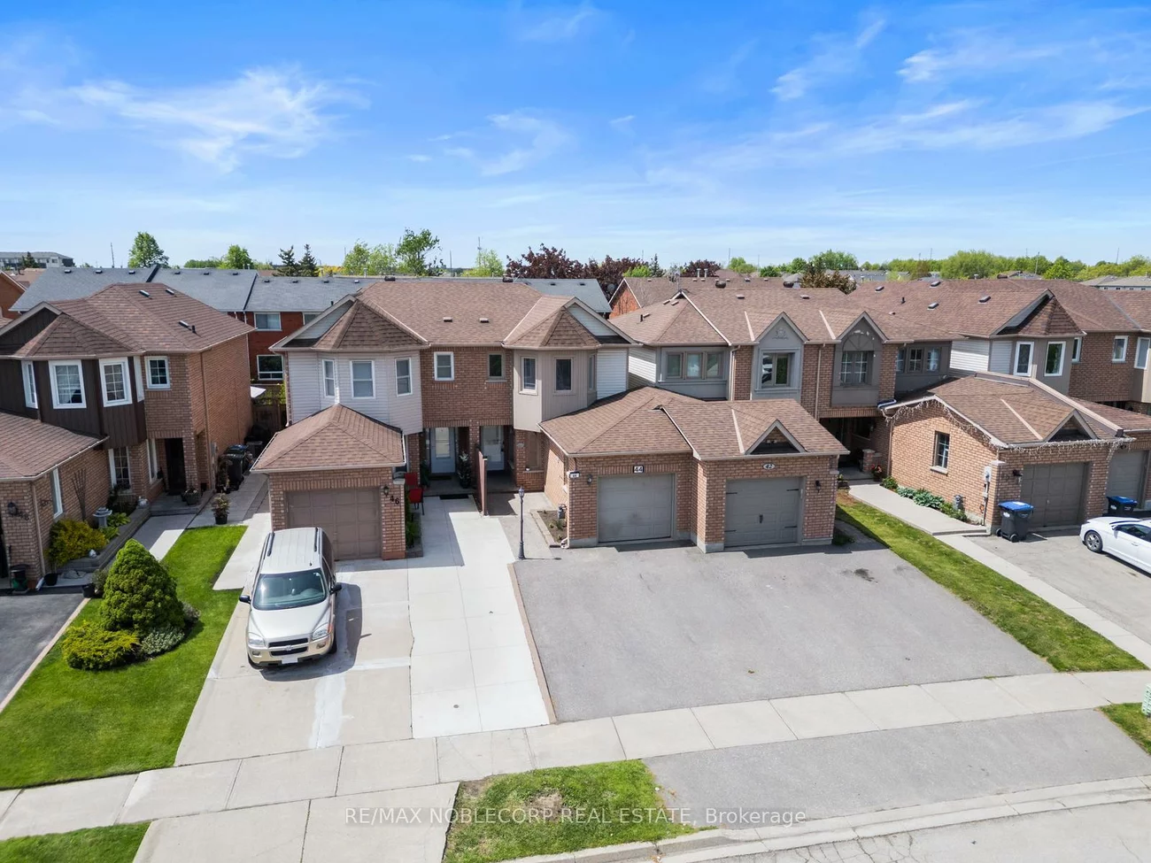 44, Hanton, Bolton East, Caledon