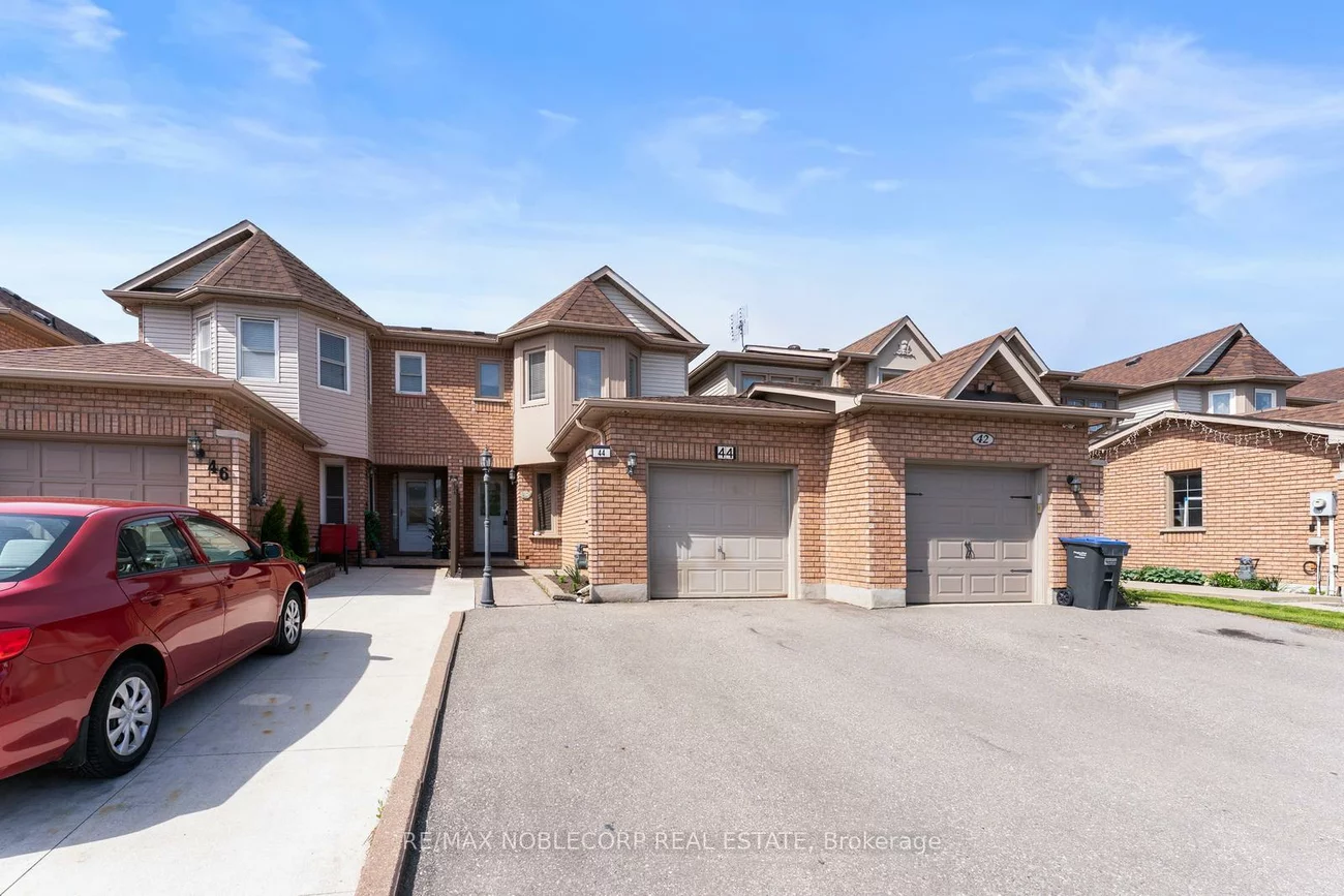 44, Hanton, Bolton East, Caledon