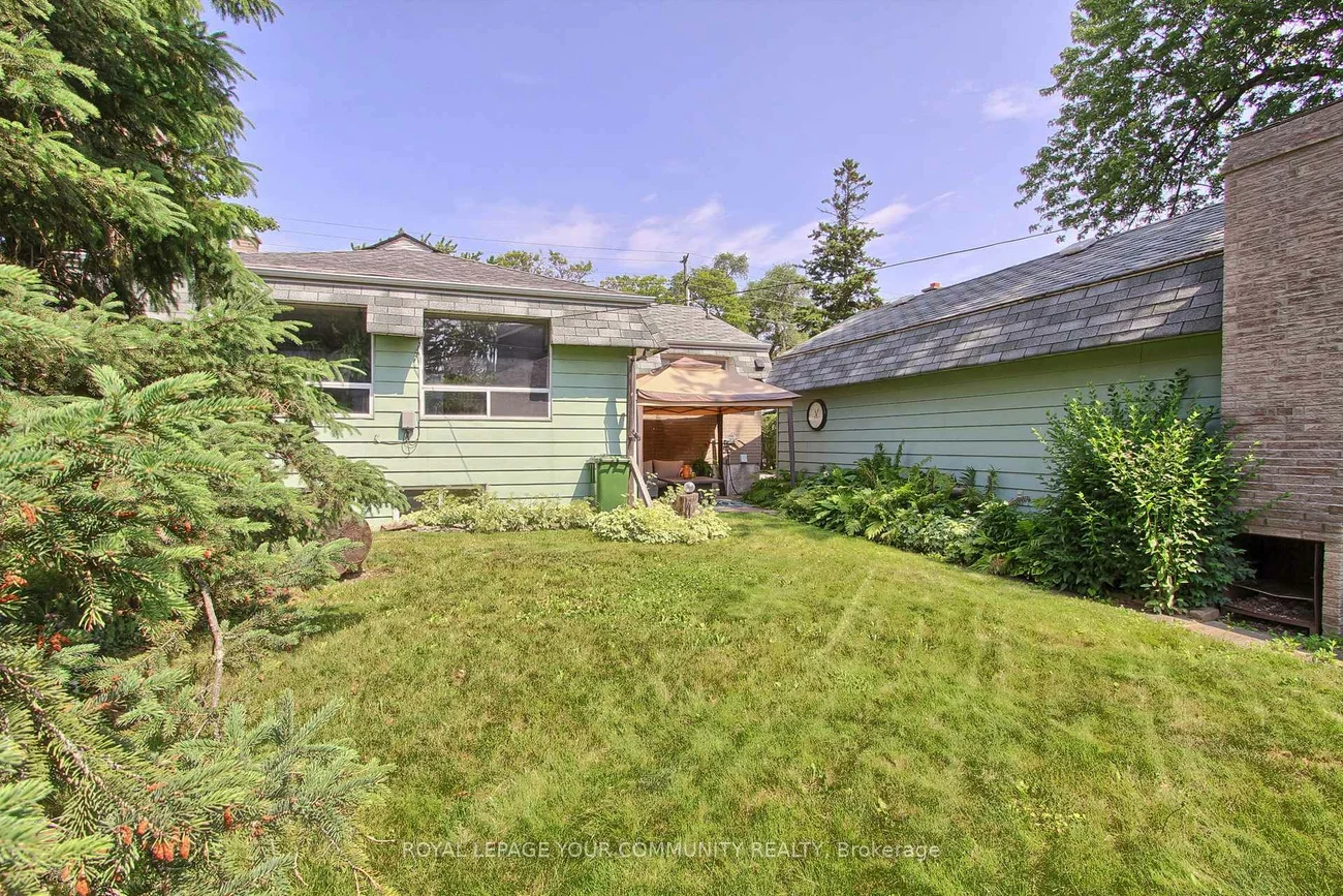 92, Ellwood, Bolton West, Caledon