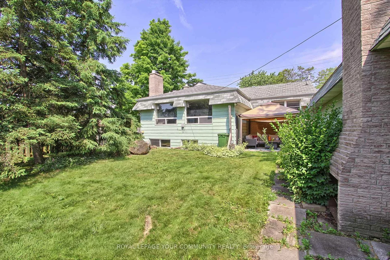 92, Ellwood, Bolton West, Caledon