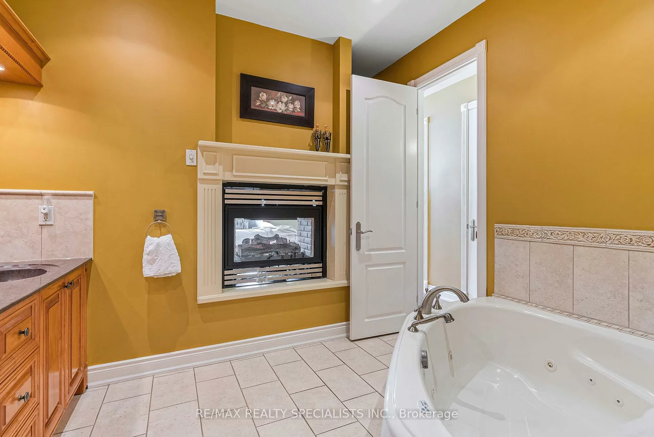 17, Highcrest, Palgrave, Caledon