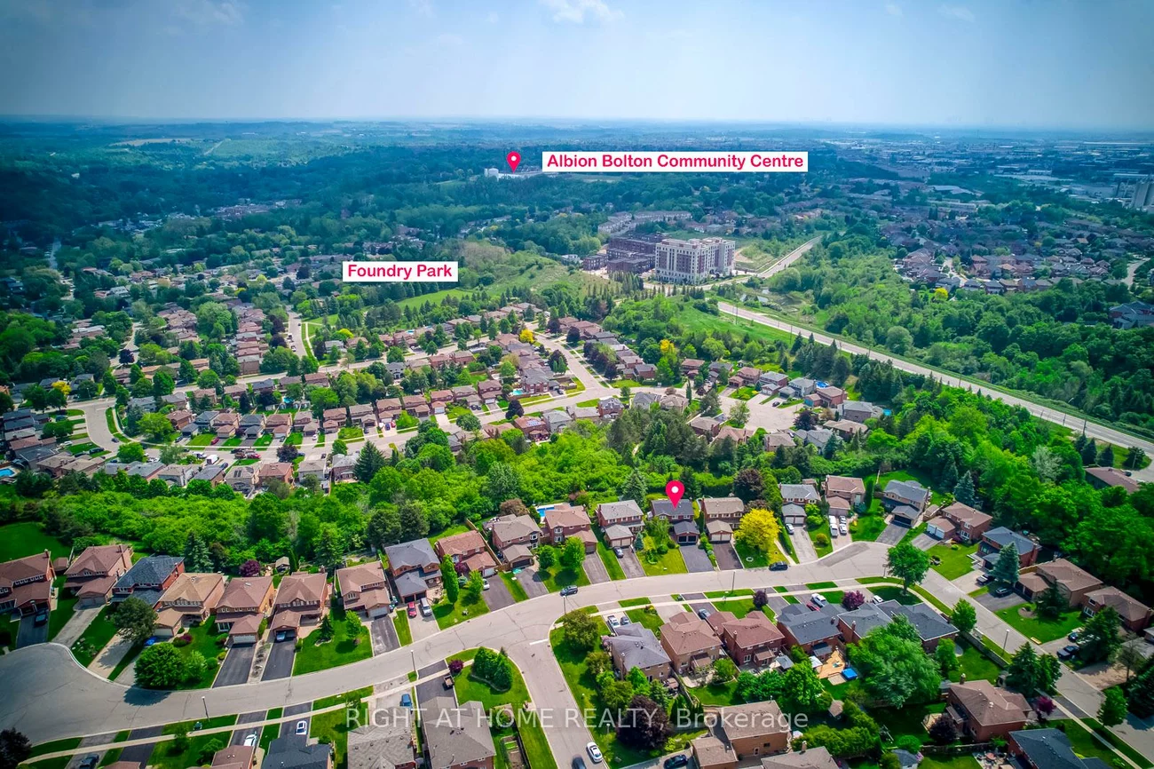 70, De Rose, Bolton West, Caledon
