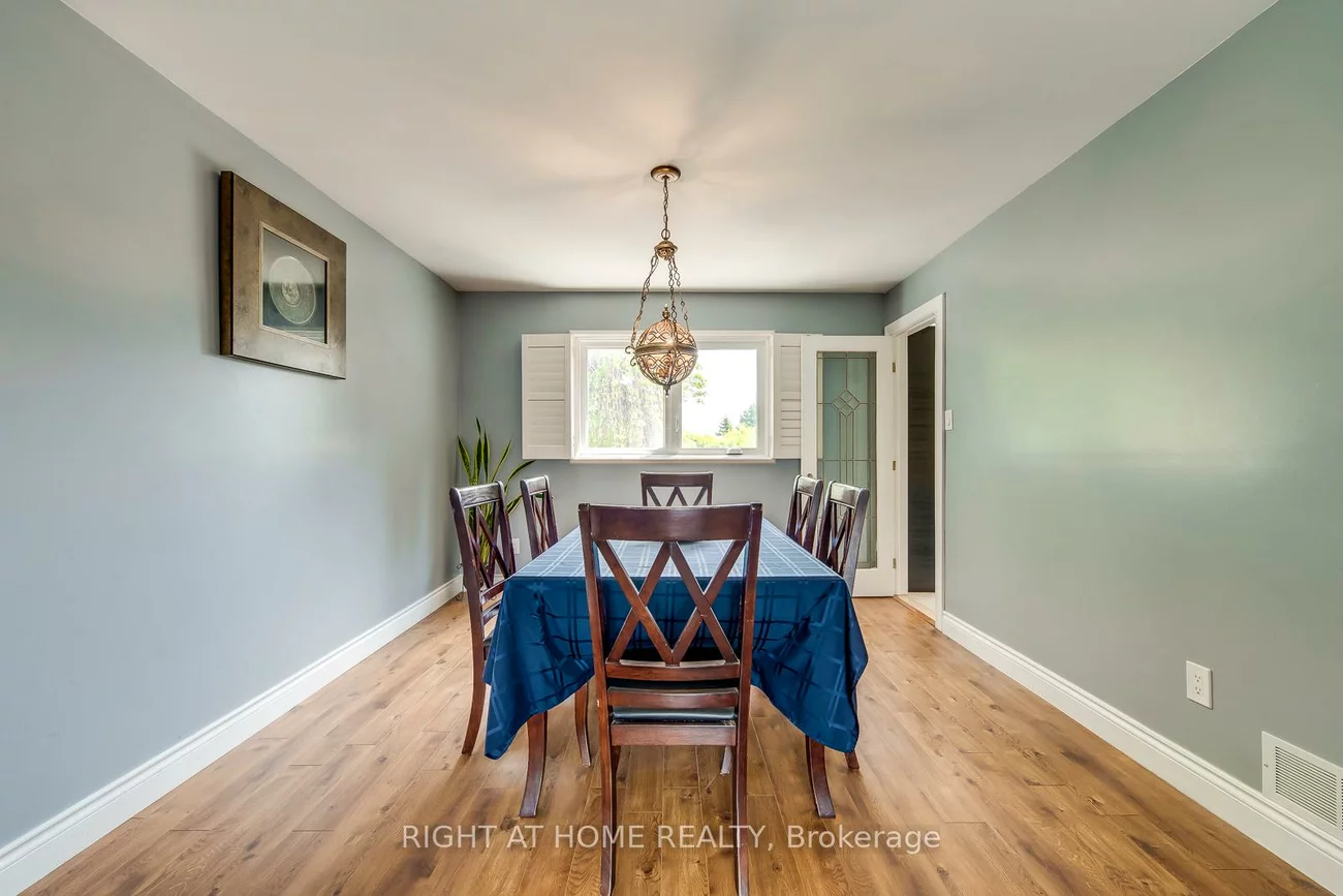 70, De Rose, Bolton West, Caledon