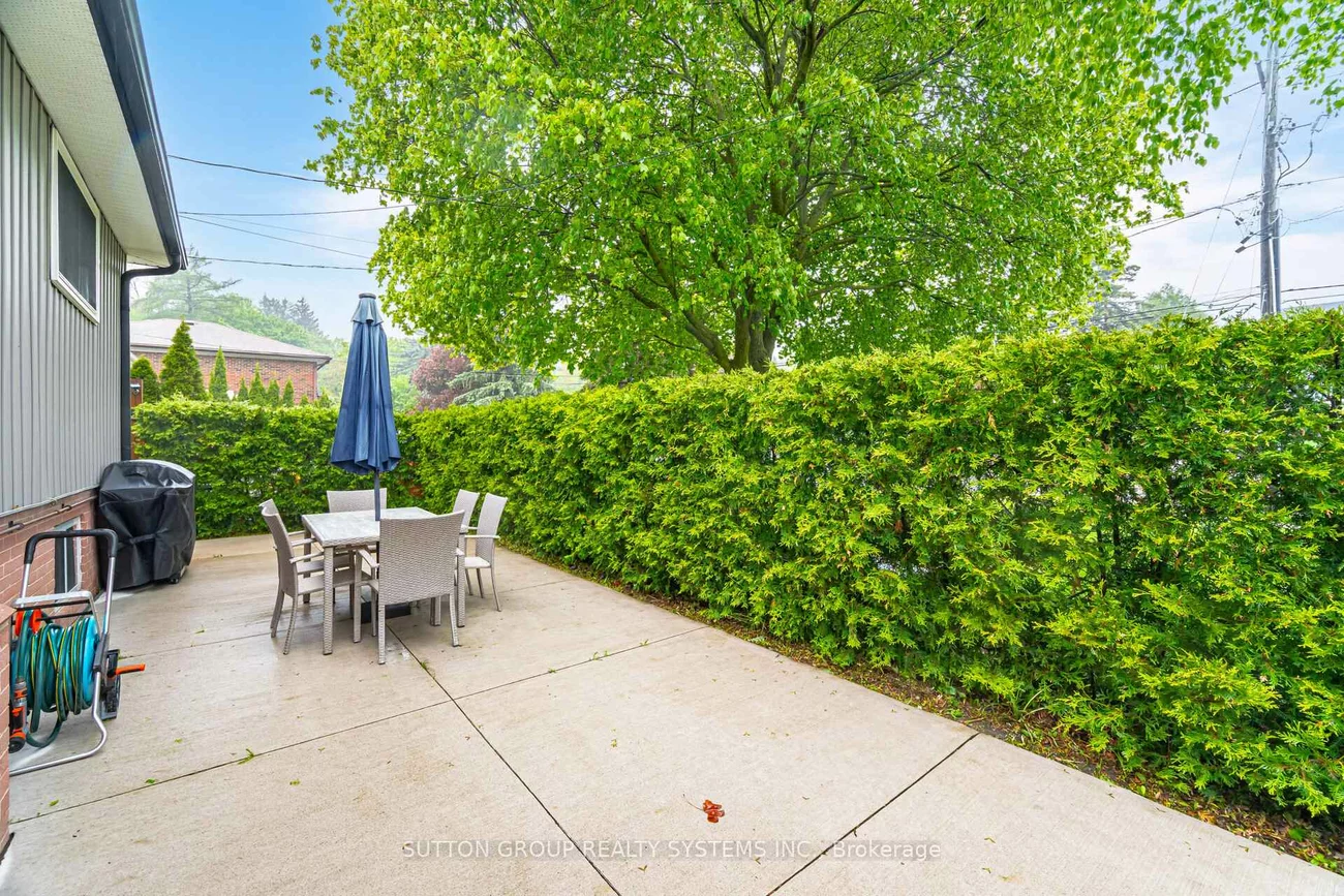 175, Connaught, Bolton West, Caledon