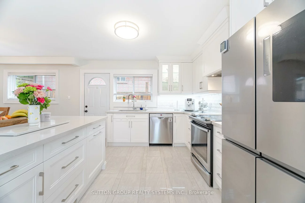 175, Connaught, Bolton West, Caledon