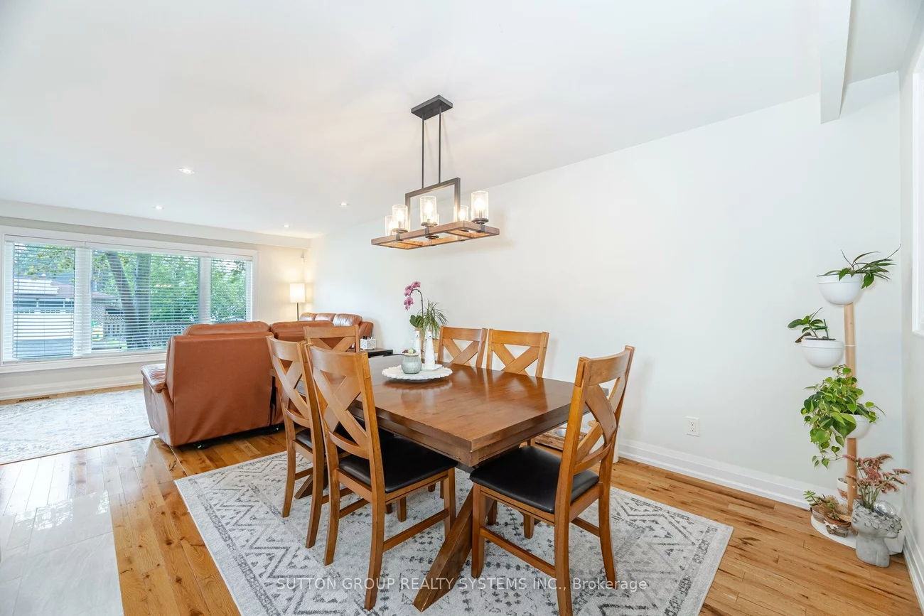 175, Connaught, Bolton West, Caledon