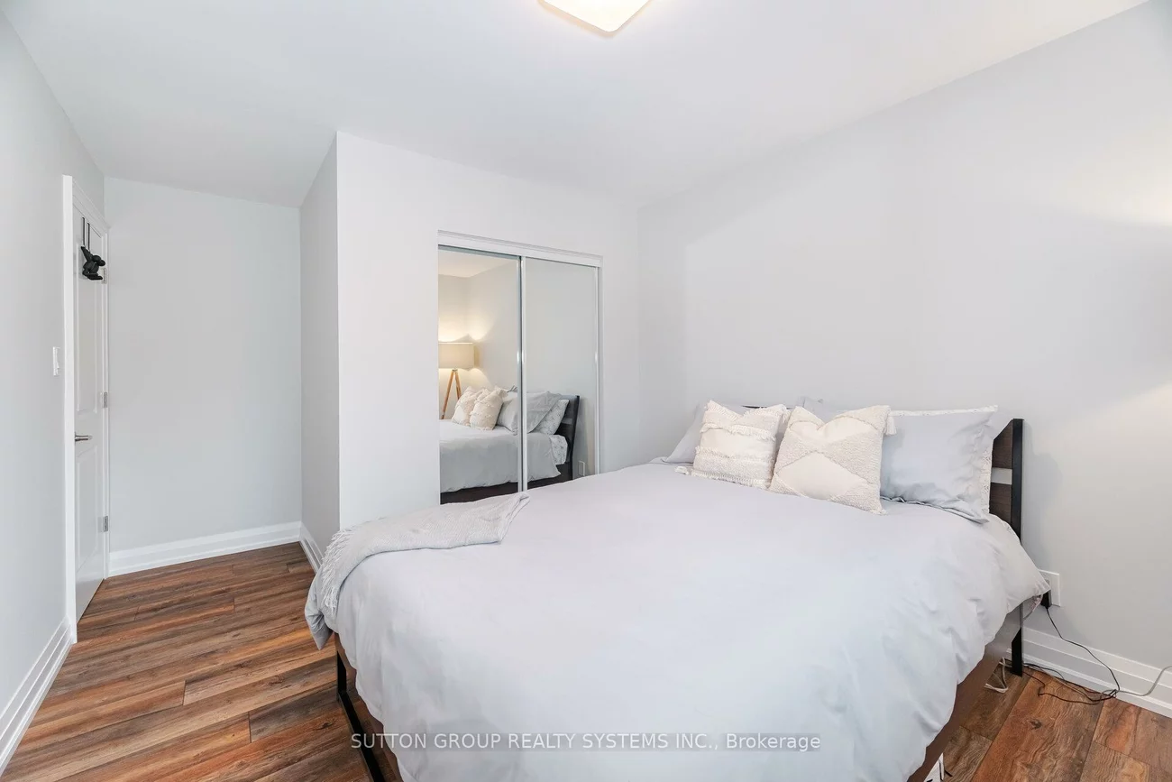 175, Connaught, Bolton West, Caledon