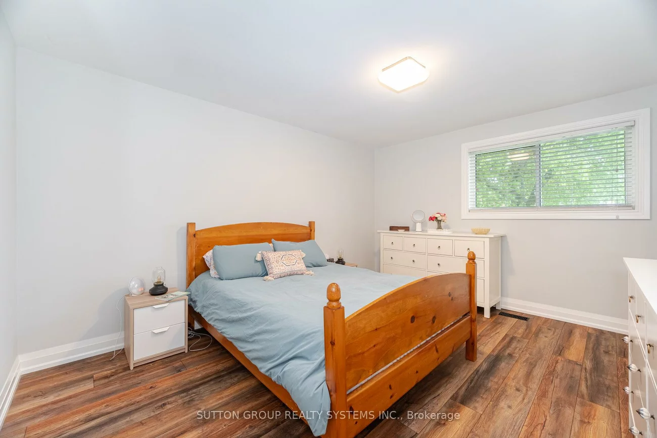 175, Connaught, Bolton West, Caledon