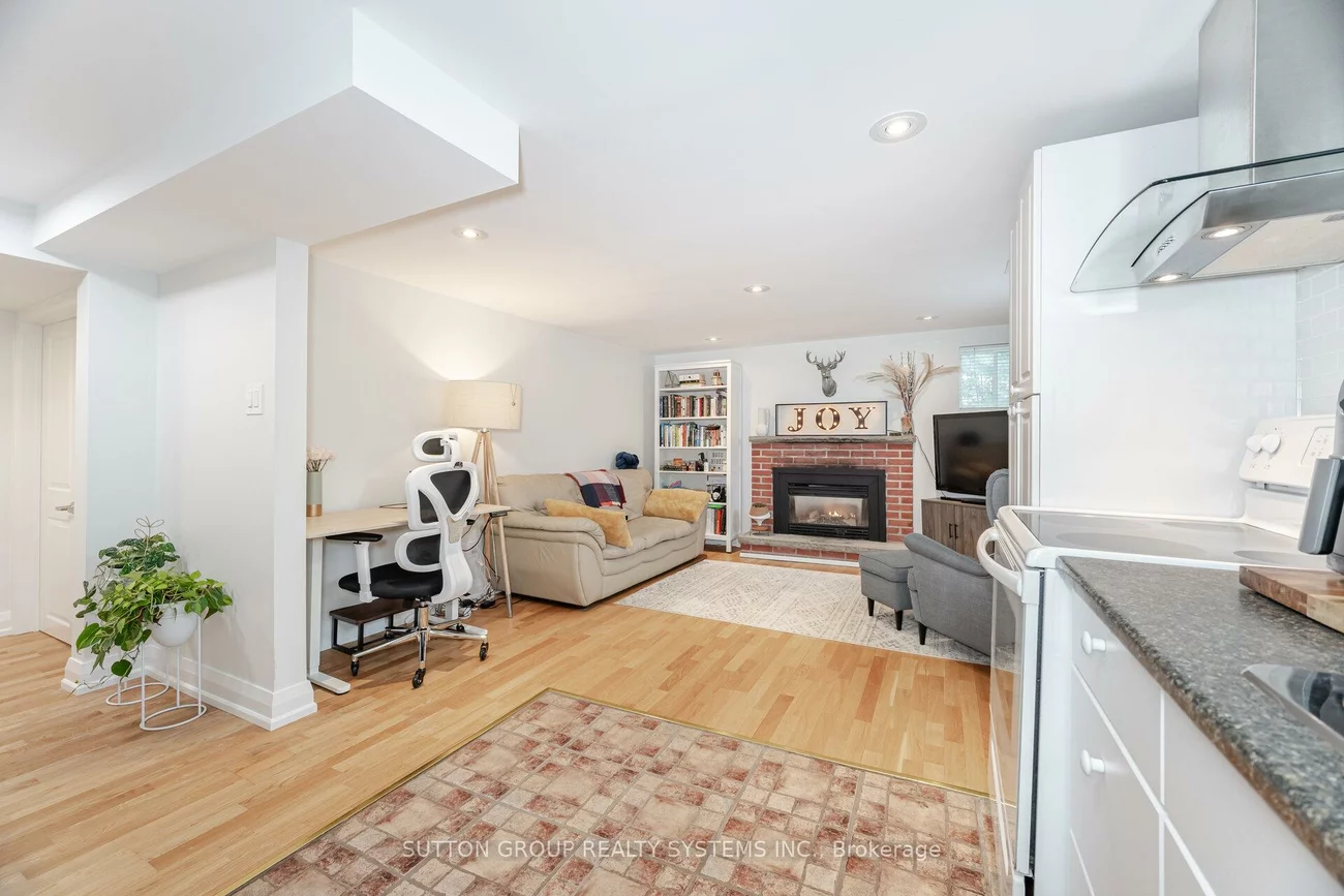 175, Connaught, Bolton West, Caledon