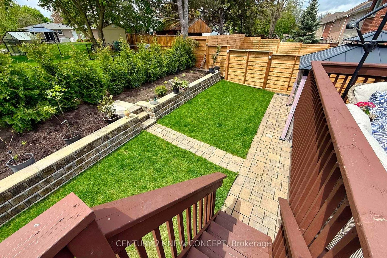 32, Strawberry Hill Crt, Bolton East, Caledon