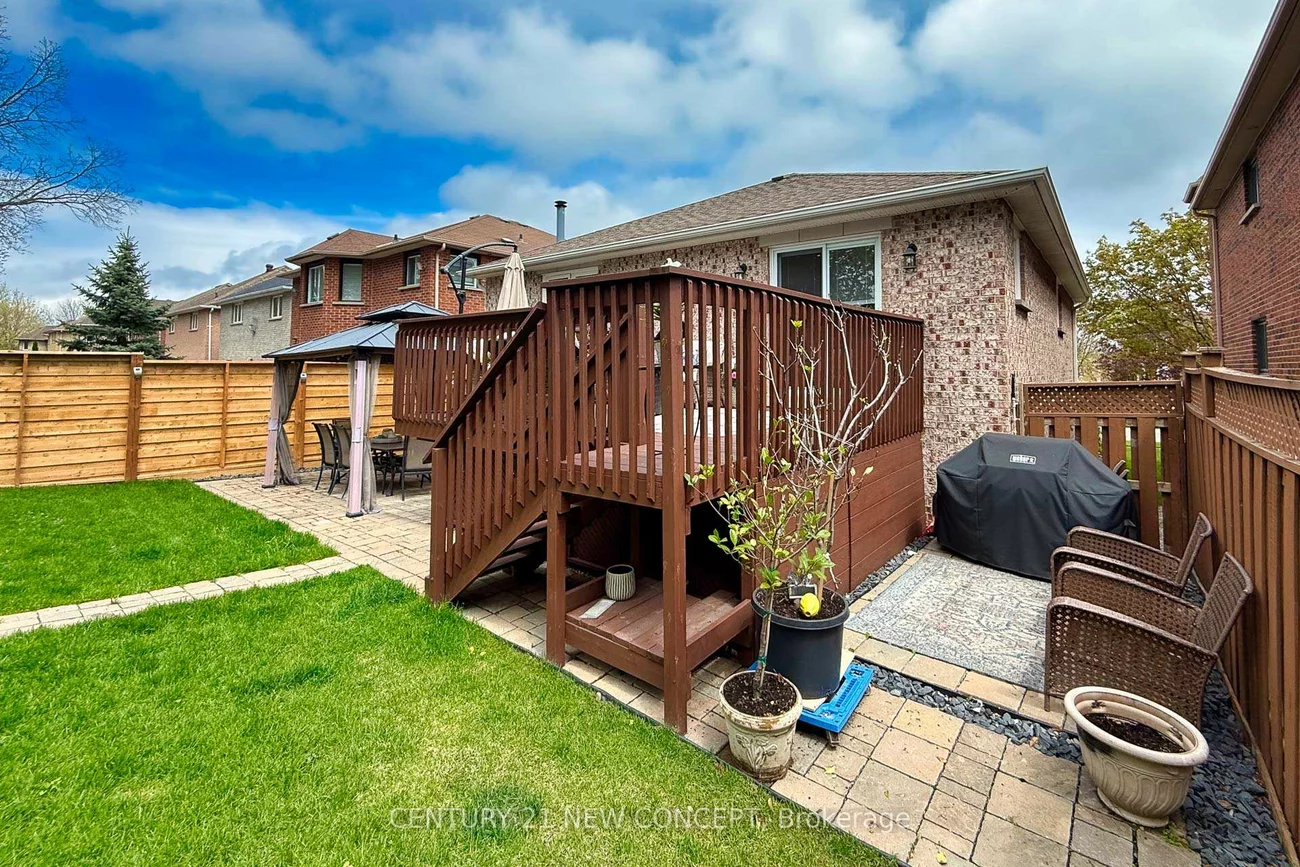 32, Strawberry Hill Crt, Bolton East, Caledon