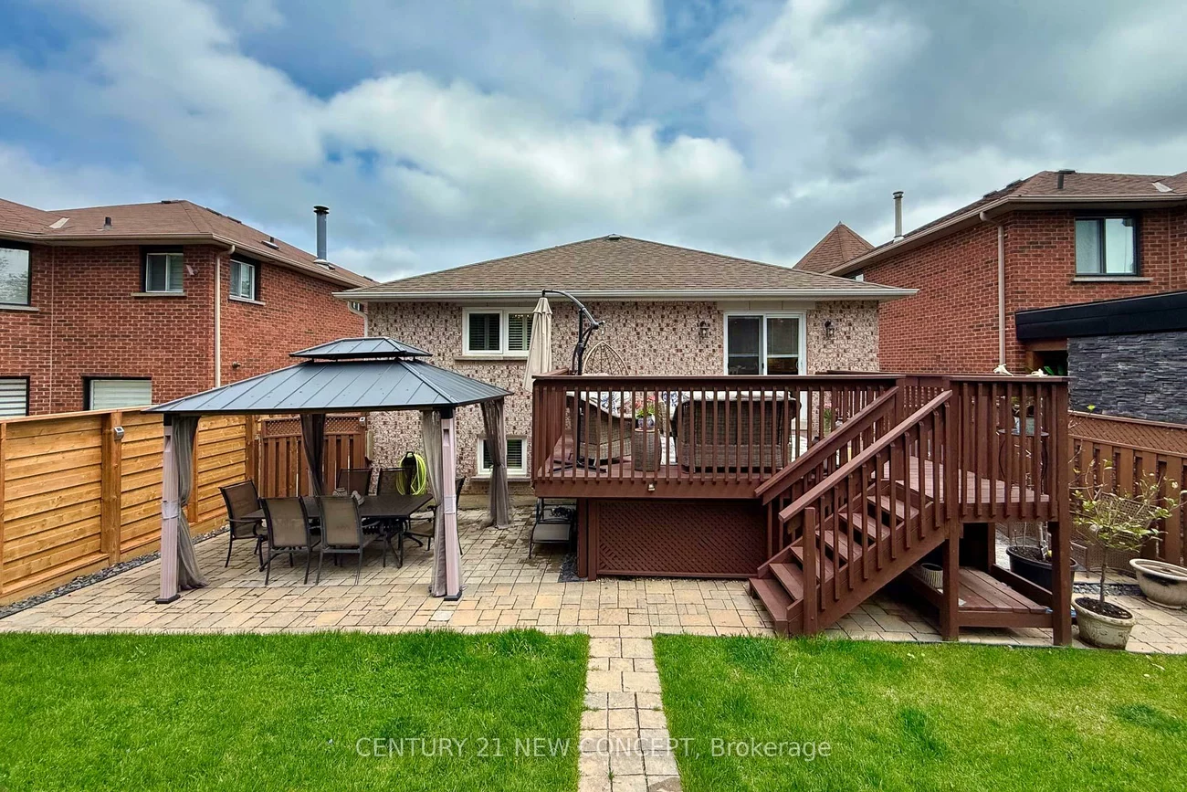 32, Strawberry Hill Crt, Bolton East, Caledon