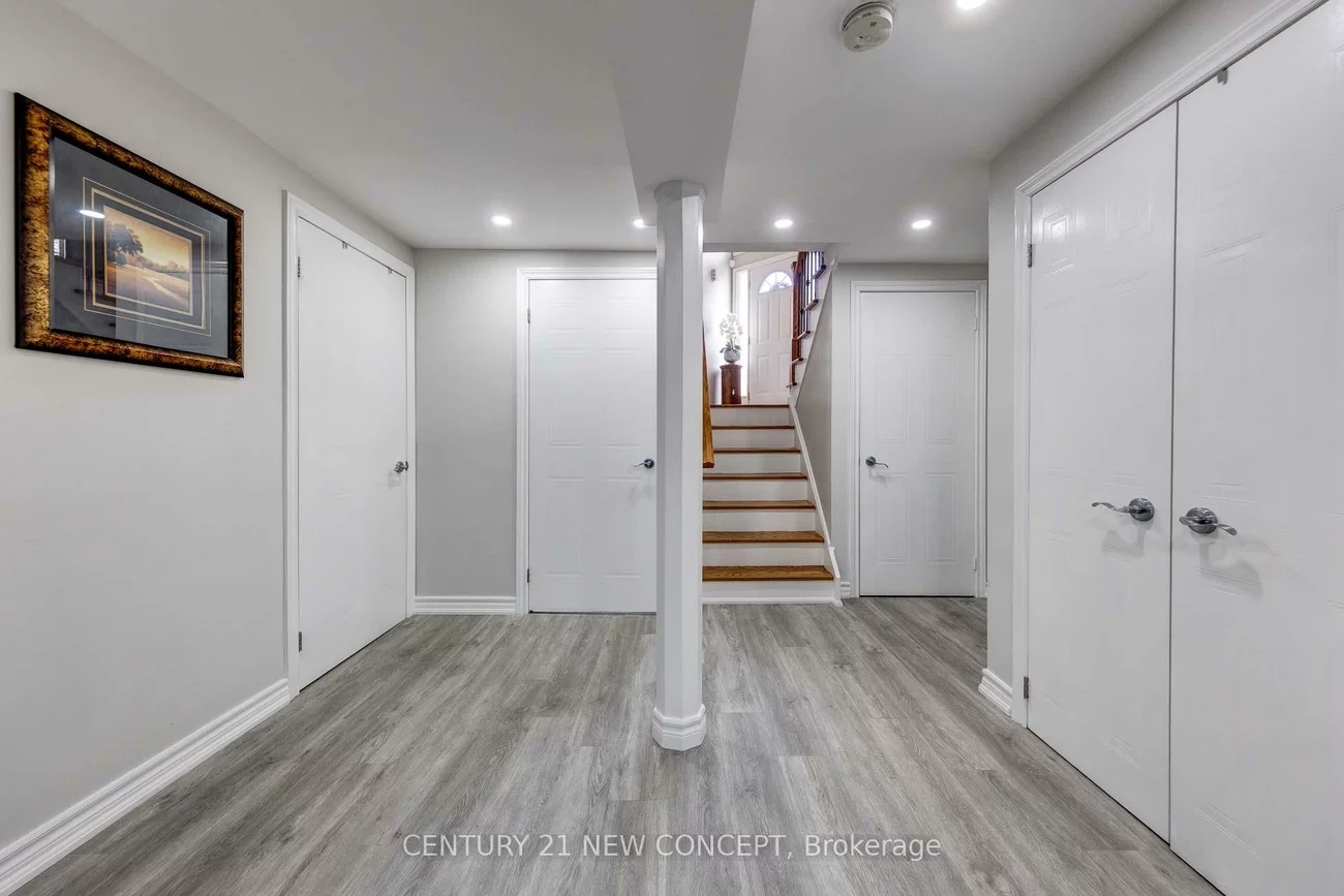 32, Strawberry Hill Crt, Bolton East, Caledon