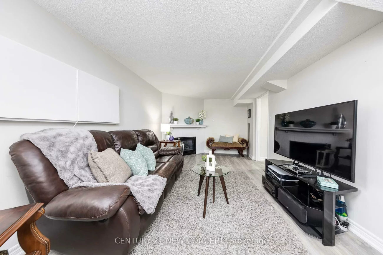 32, Strawberry Hill Crt, Bolton East, Caledon