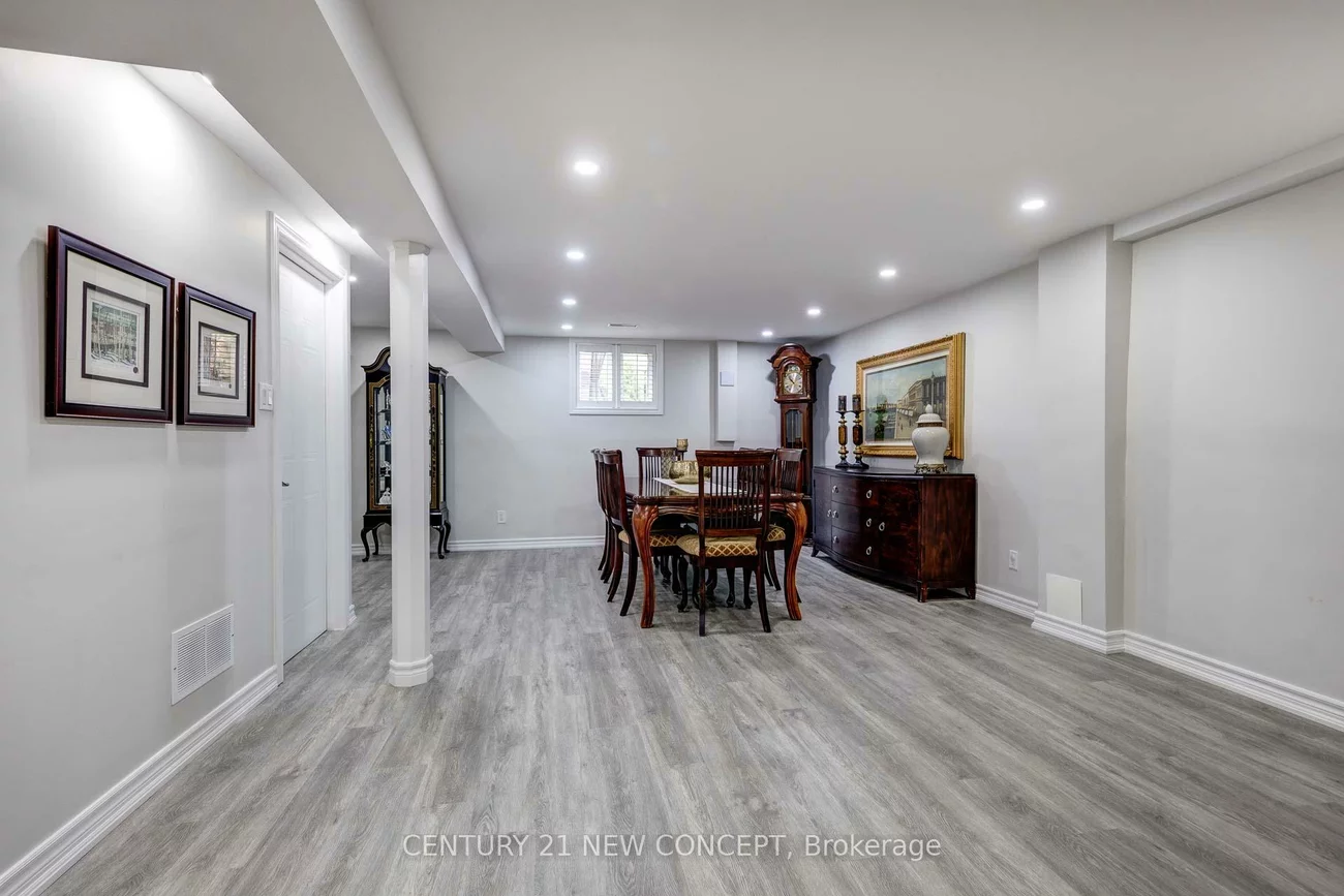 32, Strawberry Hill Crt, Bolton East, Caledon
