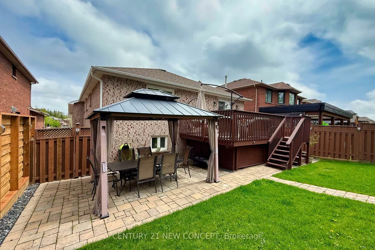 32, Strawberry Hill Crt, Bolton East, Caledon