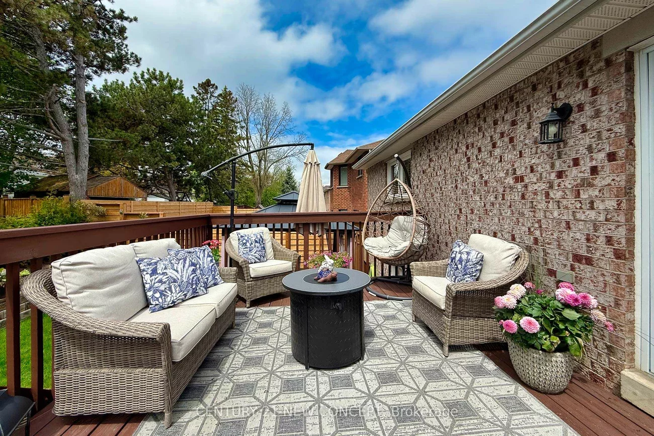 32, Strawberry Hill Crt, Bolton East, Caledon