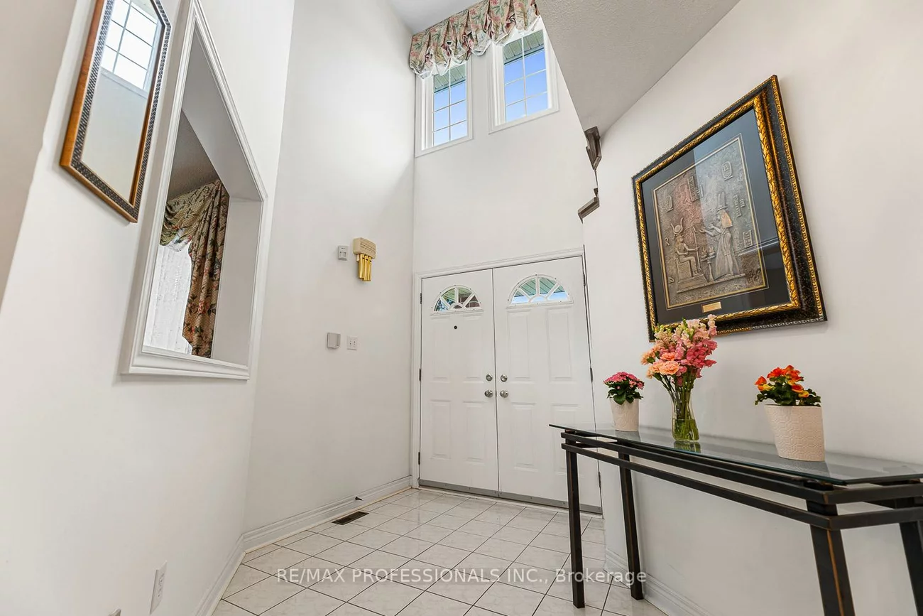 11, Riverwood, Bolton East, Caledon