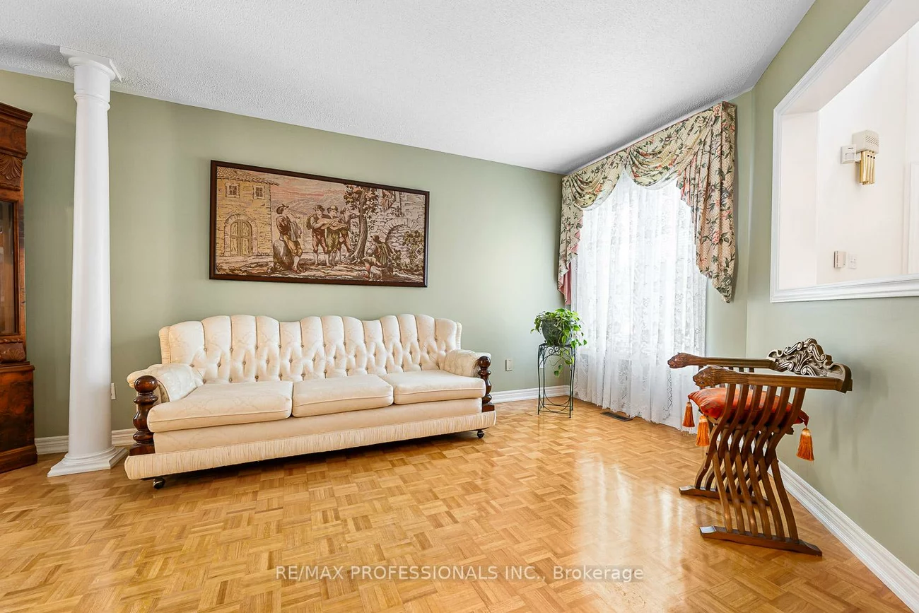 11, Riverwood, Bolton East, Caledon