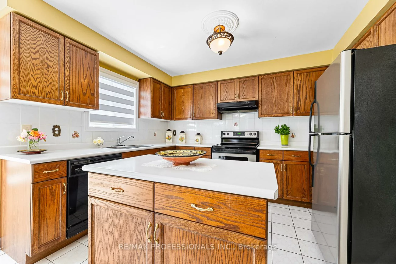 11, Riverwood, Bolton East, Caledon