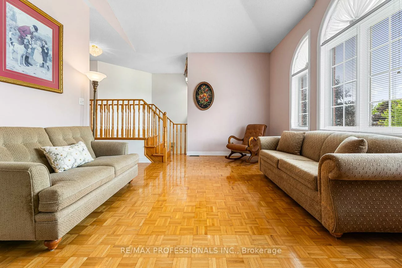 11, Riverwood, Bolton East, Caledon