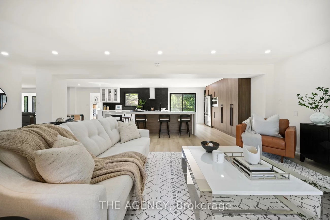 19, Maple Grove, Caledon Village, Caledon