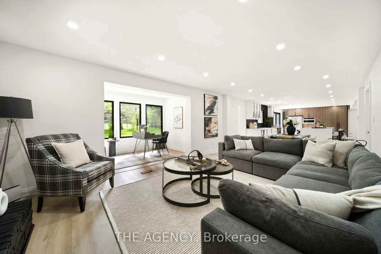 19, Maple Grove, Caledon Village, Caledon