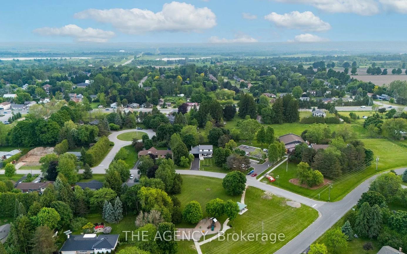 19, Maple Grove, Caledon Village, Caledon