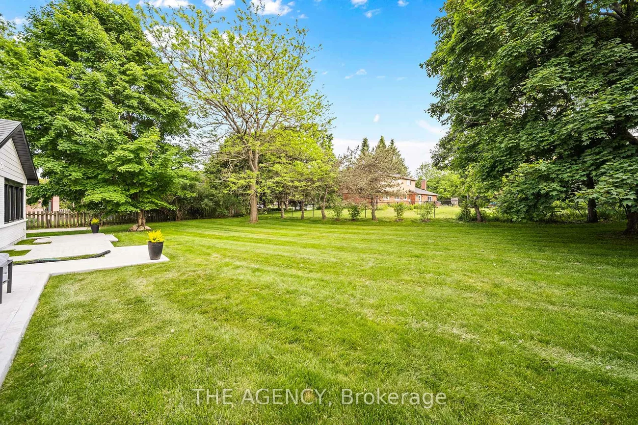 19, Maple Grove, Caledon Village, Caledon